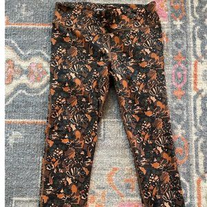 Outdoor Voices Techsweat Flex 7/8 Legging in Sierra Abstract Floral, Size M Perf